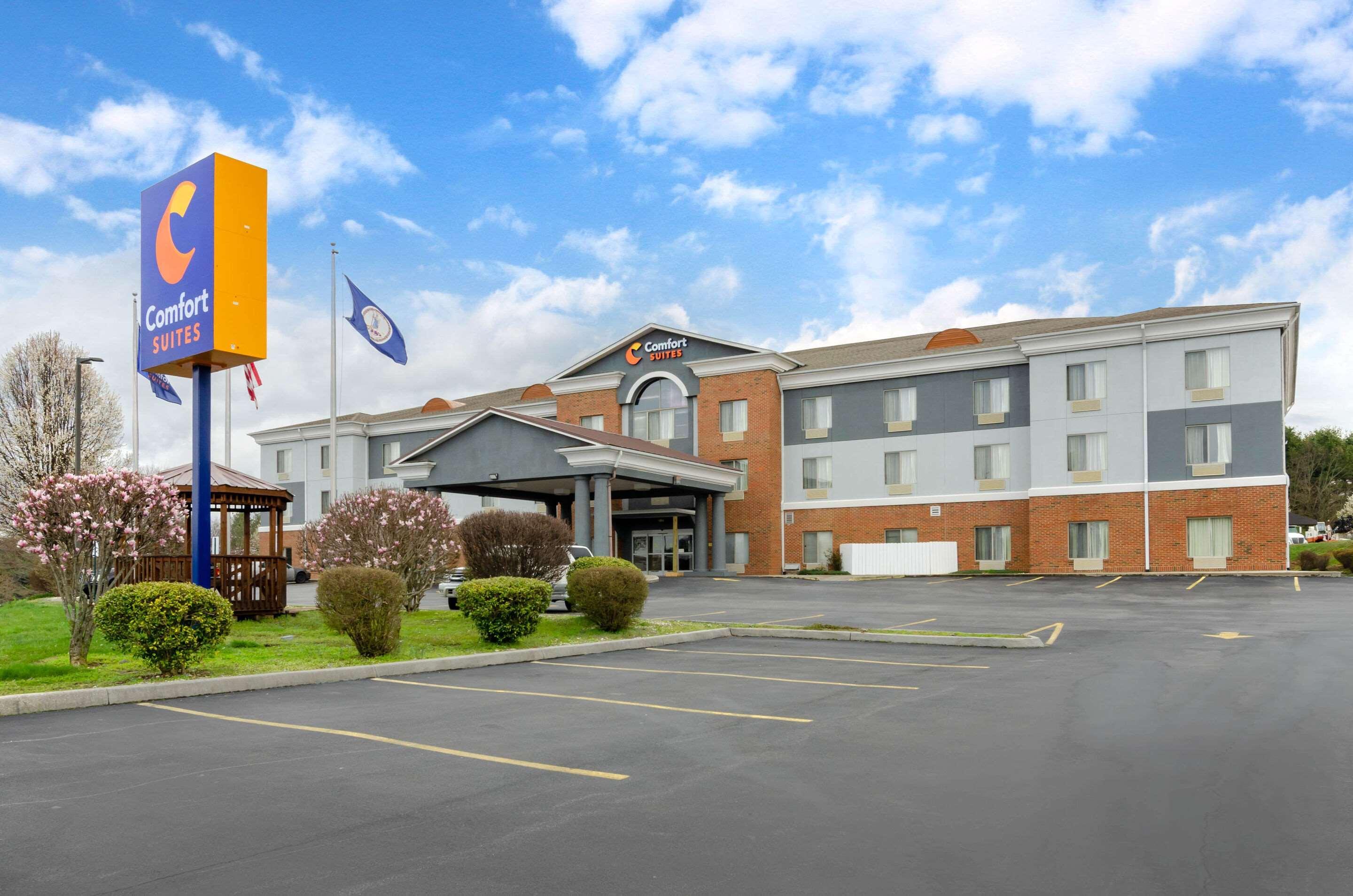 Comfort Suites Abingdon I-81 Exterior photo