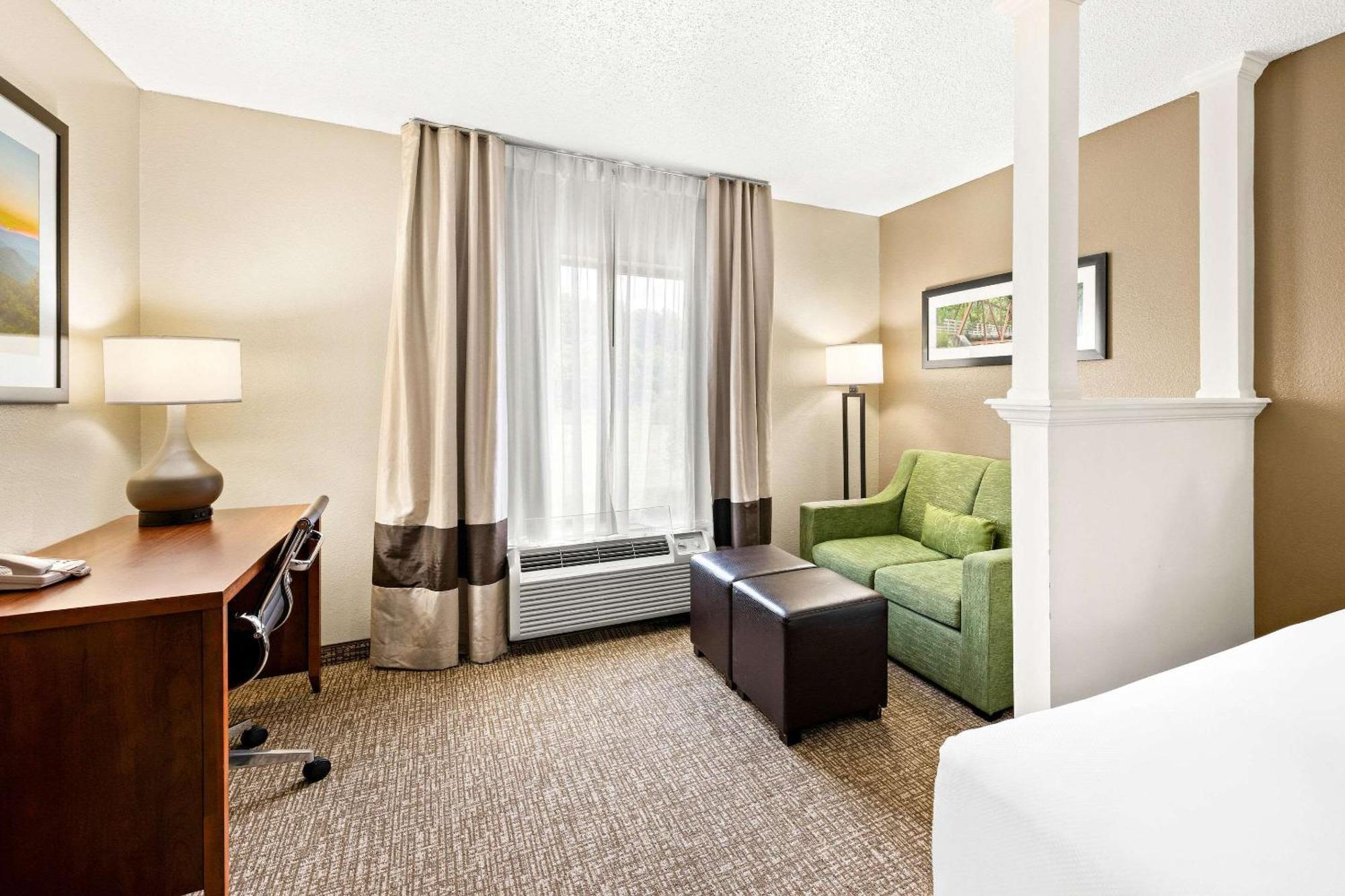 Comfort Suites Abingdon I-81 Exterior photo