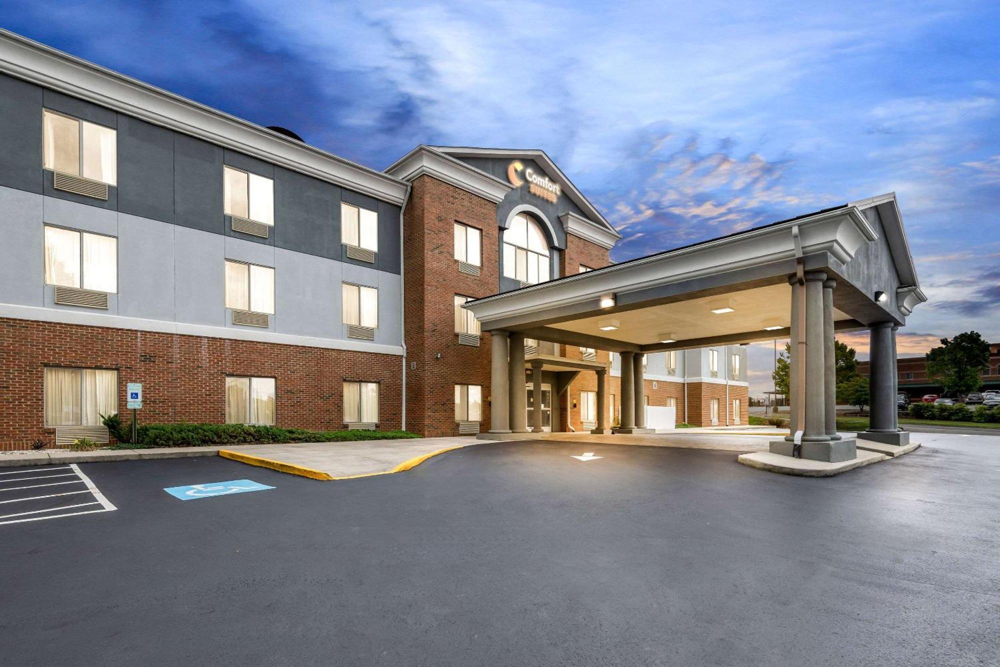 Comfort Suites Abingdon I-81 Exterior photo